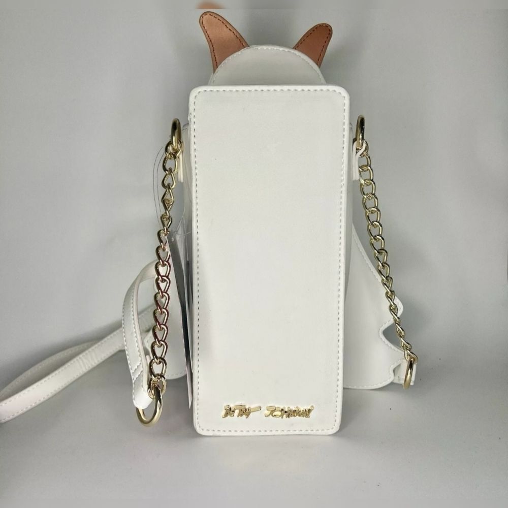 Betsey Johnson GLOW IN THE DARK GHOST DOG XOSPOOKY WHITE CROSSBODY NWT - Picture 7 of 12